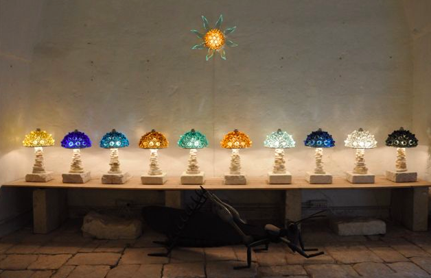 Luminaires en verre coloré recyclé