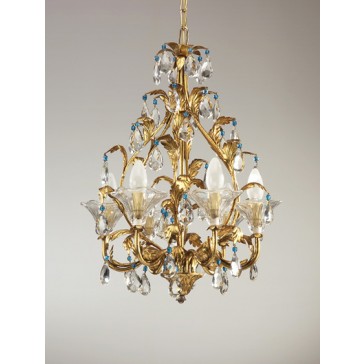 Magnifique lustre baroque, doré et rehaussé de perles de verre de Venise de couleur