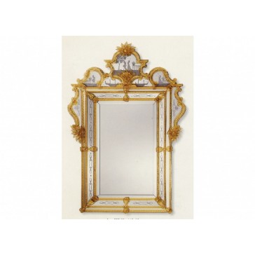 Miroir traditionnel vénitien de style baroque à parecloses.